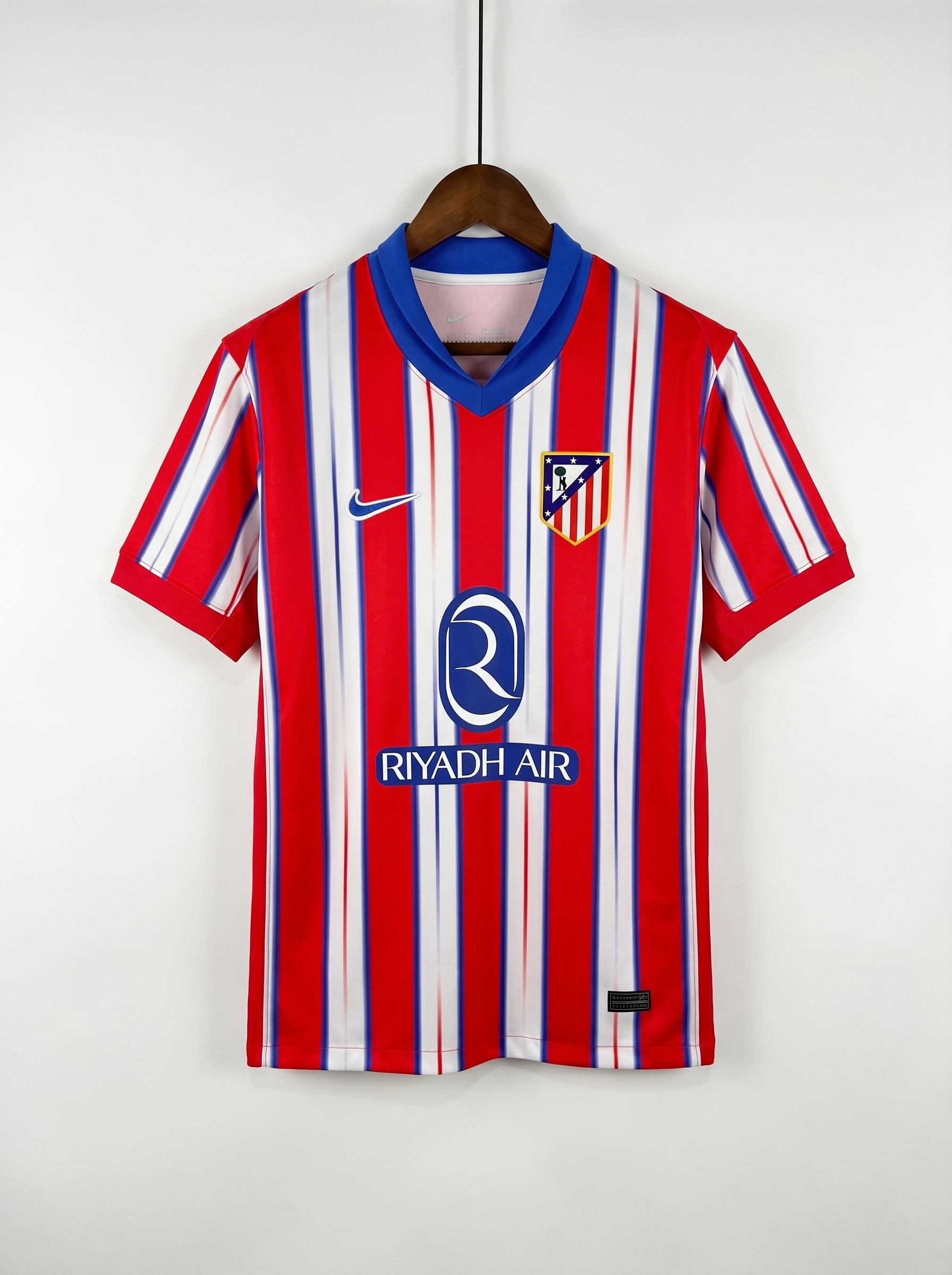 Atlético de Madrid  Home  – Traditional Stripes